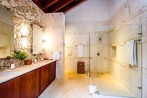 Private Beach Estate w Pool Elevator Chef Butler