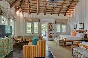 6 BR Beachfront Lush Oasis