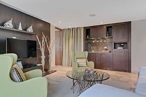 Luxurious 8-bedroom Dreamy Villa