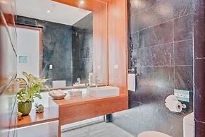 Luxurious 8-bedroom Dreamy Villa