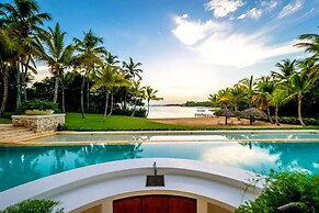 Beachfront Estate w Pool Elevator Chef Butler