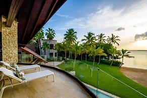 Beachfront Estate w Pool Elevator Chef Butler