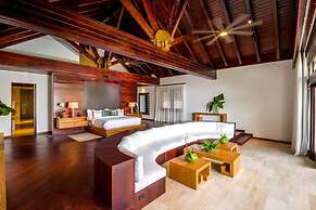 Beachfront Estate w Pool Elevator Chef Butler