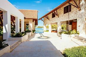 Beachfront Estate w Pool Elevator Chef Butler