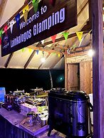 Lainkalogos Glamping