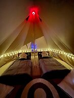 Lainkalogos Glamping