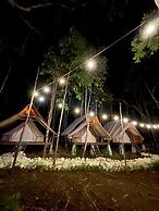 Lainkalogos Glamping