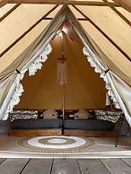 Lainkalogos Glamping