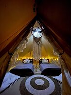 Lainkalogos Glamping