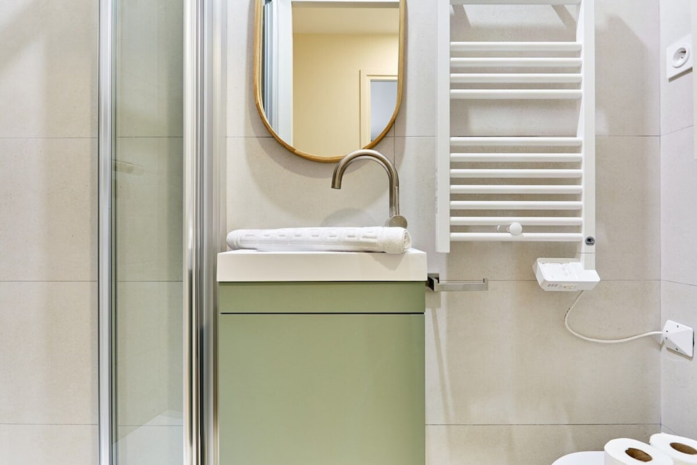 Superb Apartment Center of Paris