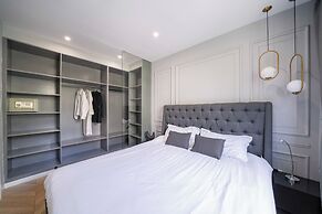Book and Bed-Jingan Temple