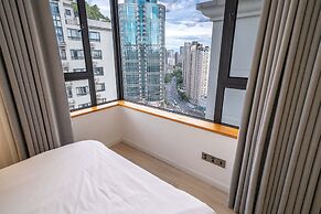 Book and Bed-Jingan Temple