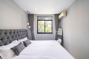 Book and Bed-Jingan Temple