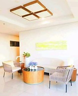 1br condo at mactan near the baech