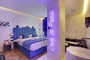 Suite With AC and Jacuzzi Beaubourg Le Marais
