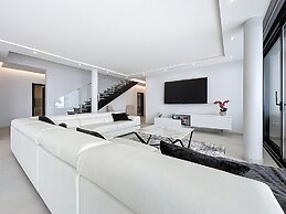 Villa Zenha by Atlantic Holiday