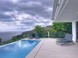 Villa Zenha by Atlantic Holiday