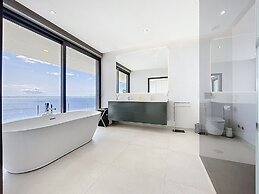 Villa Zenha by Atlantic Holiday