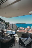 Vitodolska Luxury Penthouse