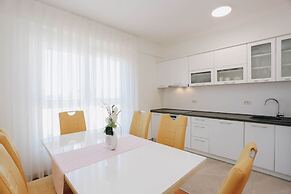 Vitodolska Luxury Penthouse