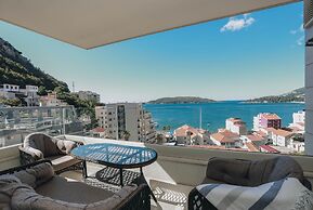 Vitodolska Luxury Penthouse