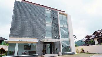 Sangga Buana Villa