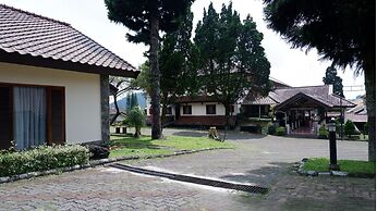 Sangga Buana Villa