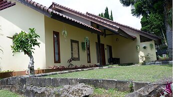 Sangga Buana Villa