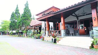 Sangga Buana Villa