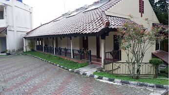 Sangga Buana Villa