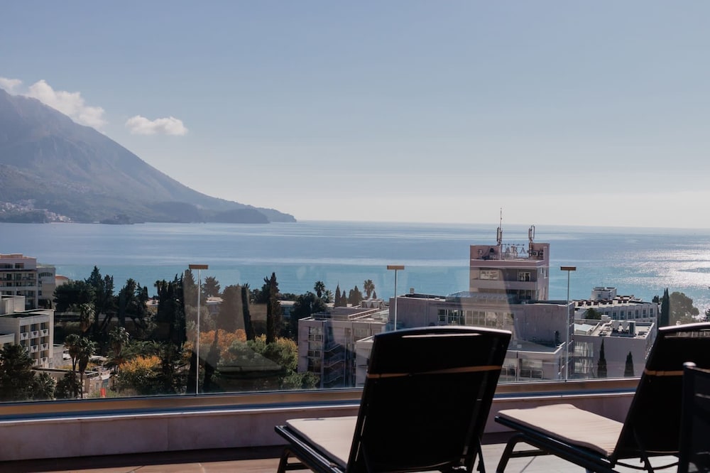 The Luxury Horizon Penthouse