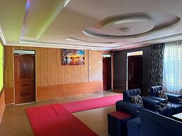 Savannah Lodge Nguluni