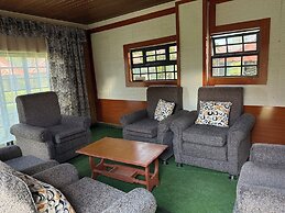 Savannah Lodge Nguluni