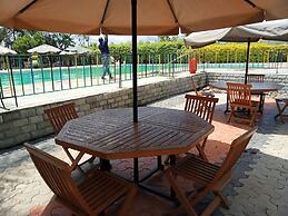 Savannah Lodge Nguluni