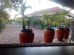 Savannah Lodge Nguluni