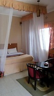 Savannah Lodge Nguluni