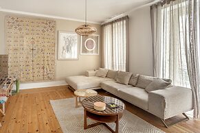 Grand Central Apartment by Homing