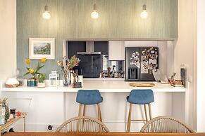 Grand Central Apartment by Homing