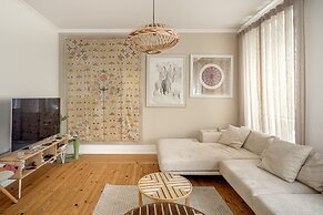 Grand Central Apartment by Homing