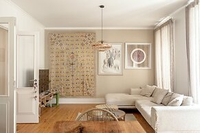 Grand Central Apartment by Homing