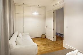 Grand Central Apartment by Homing