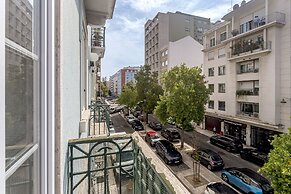Grand Central Apartment by Homing