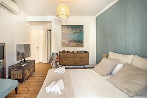 Grand Central Apartment by Homing