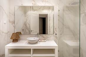 Grand Central Apartment by Homing