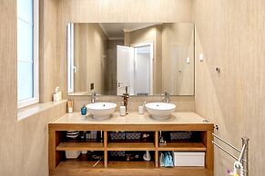 Grand Central Apartment by Homing