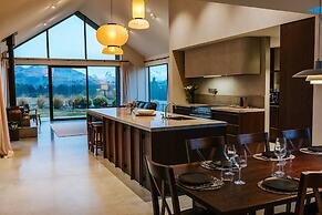 Riverslea - Pool - Sleeps 10