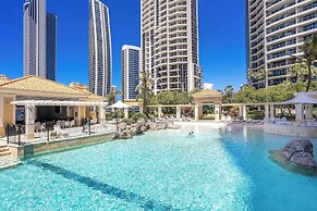 Ocean View Escape –33rd Floor– Chevron Renaissance
