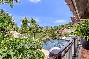 Famous Baan Bua Luxury Estate V238