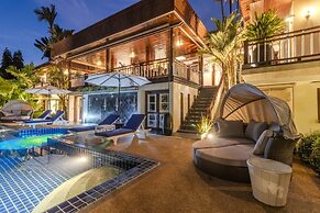 Famous Baan Bua Luxury Estate V238