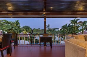 Famous Baan Bua Luxury Estate V238
